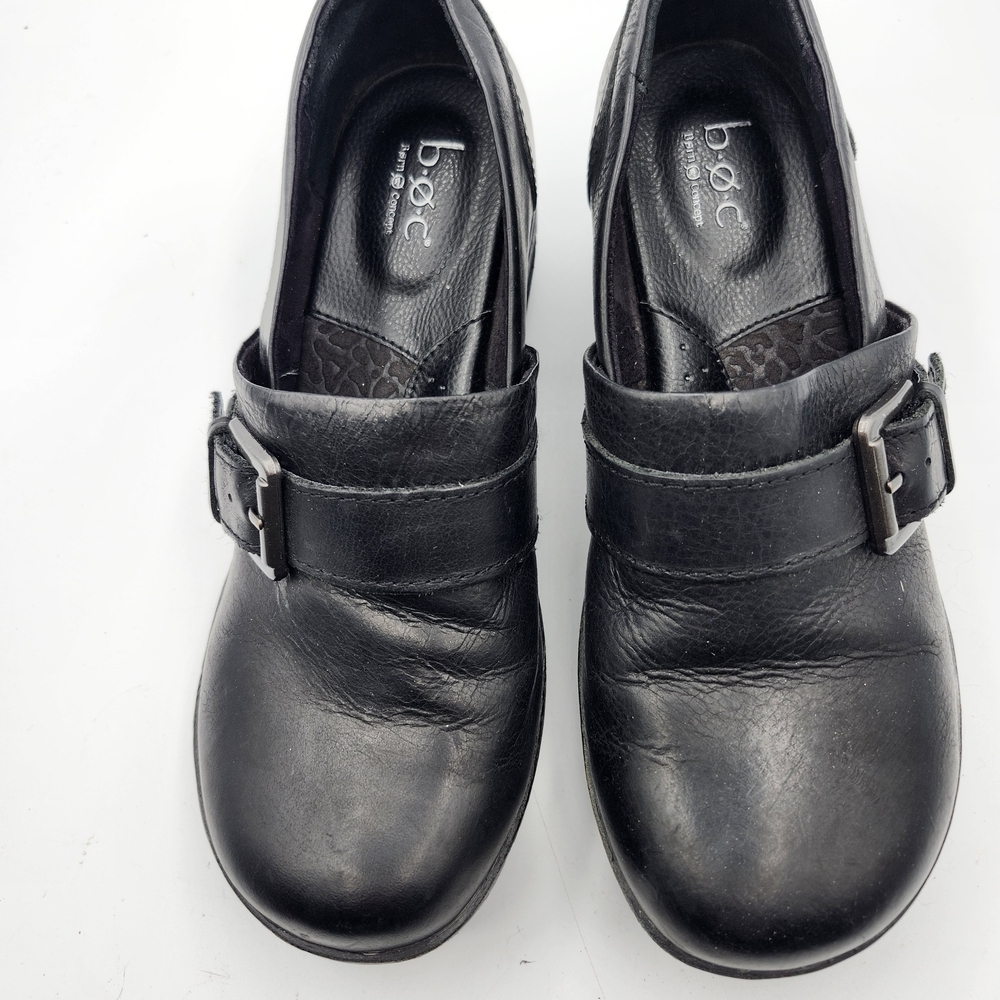 b.o.c Born Black Leather Buckle Shoes Buckel Wedge Heel 2.5" Sz 7M